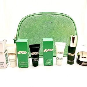 La Mer Skincare Set with Green Bag